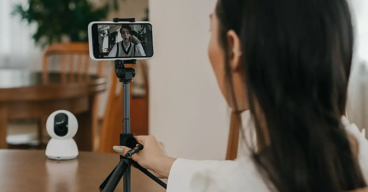 How to Use Your Phone as a Webcam (Best Free Methods for 2026)